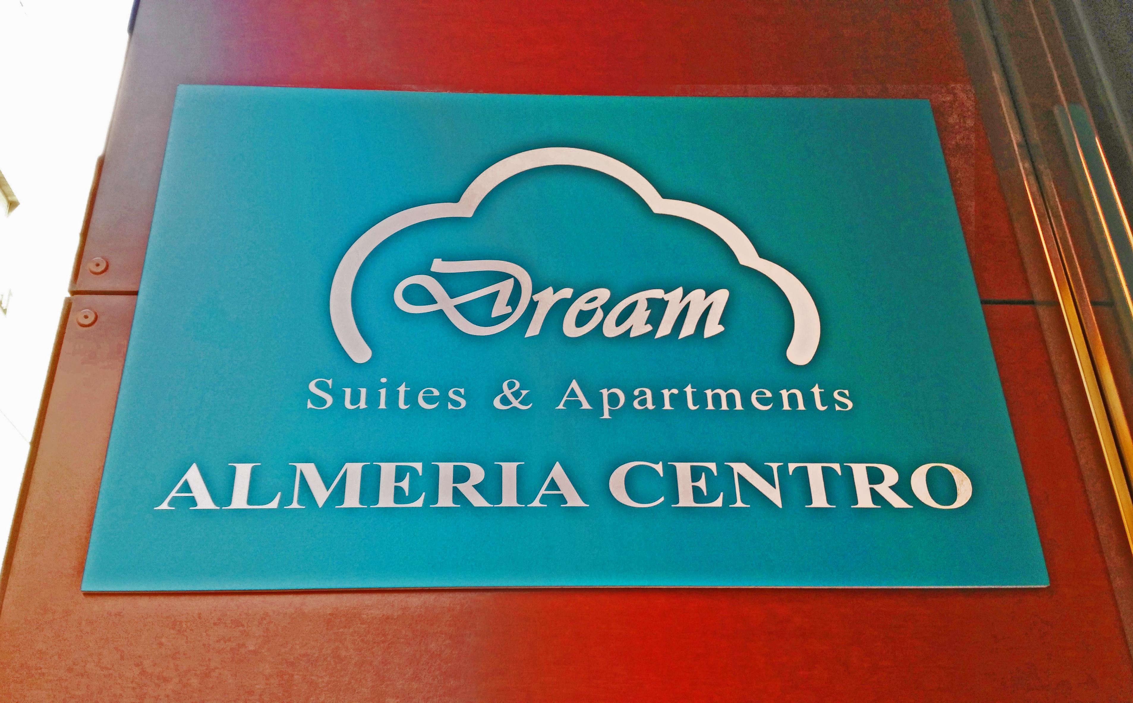 Dream Suites And Apartments Almeria Centro Luaran gambar