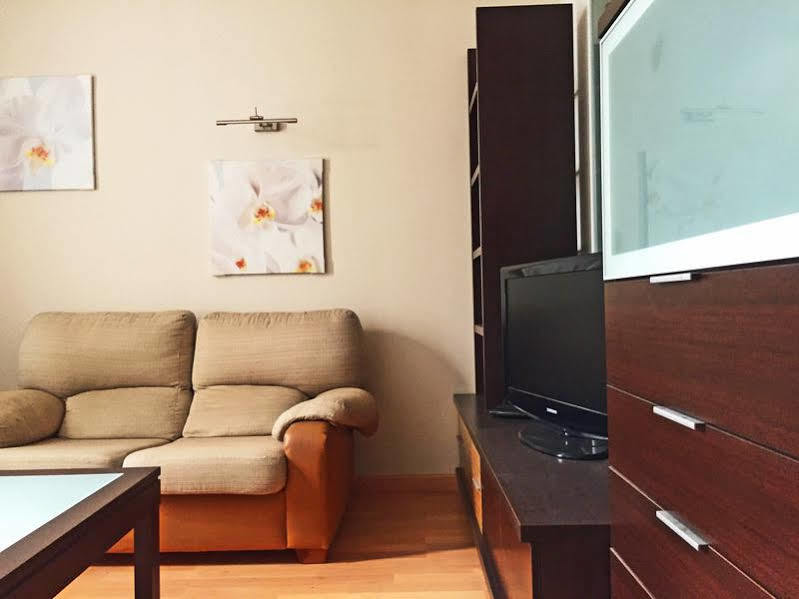 Dream Suites And Apartments Almeria Centro Luaran gambar